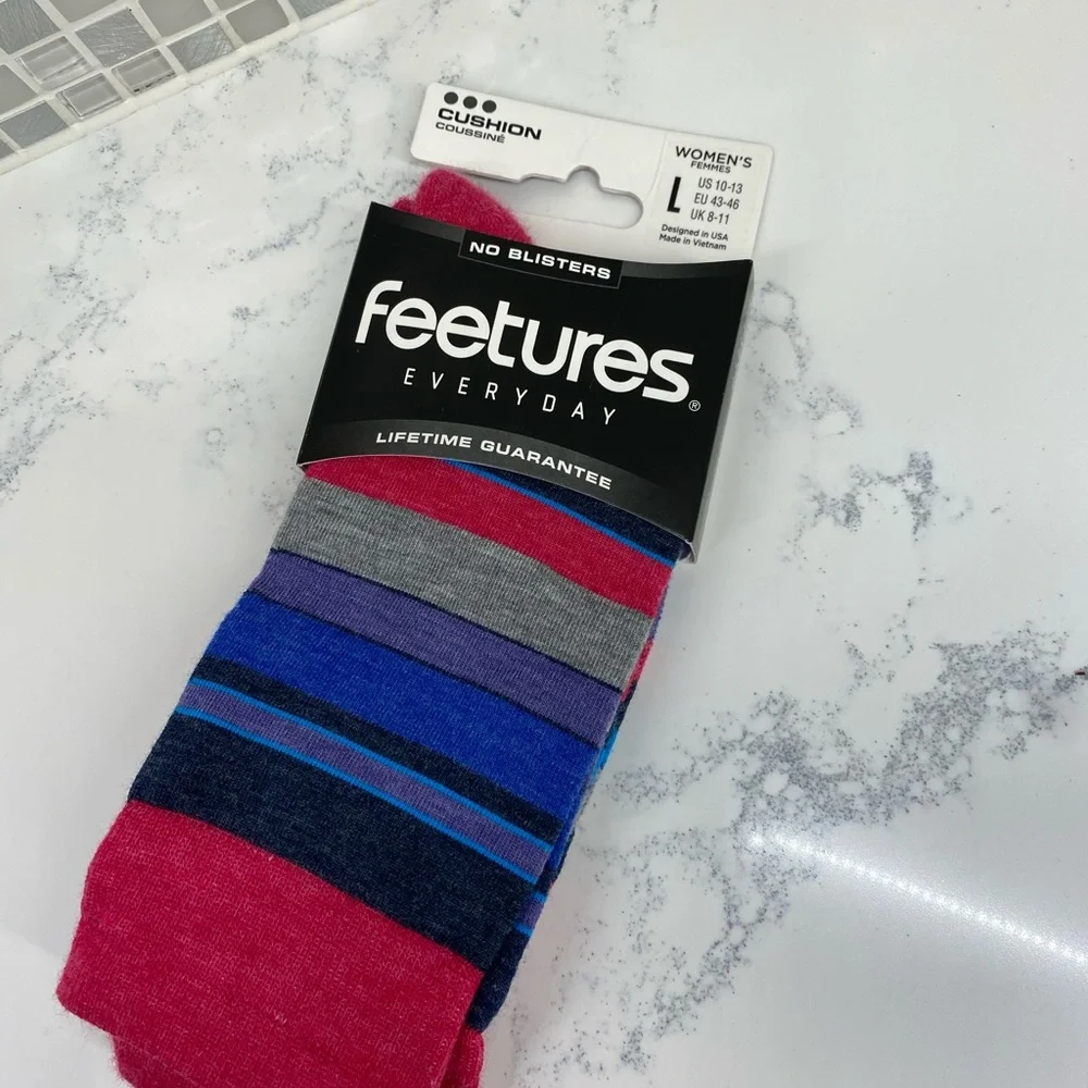 Feetures NWT socks